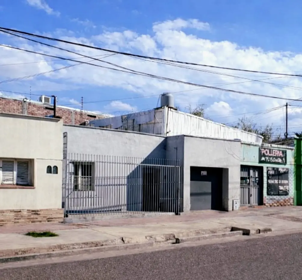 CASA PARA DEPOSITO EN GUAYMALLEN