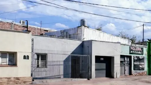 CASA PARA DEPOSITO EN GUAYMALLEN