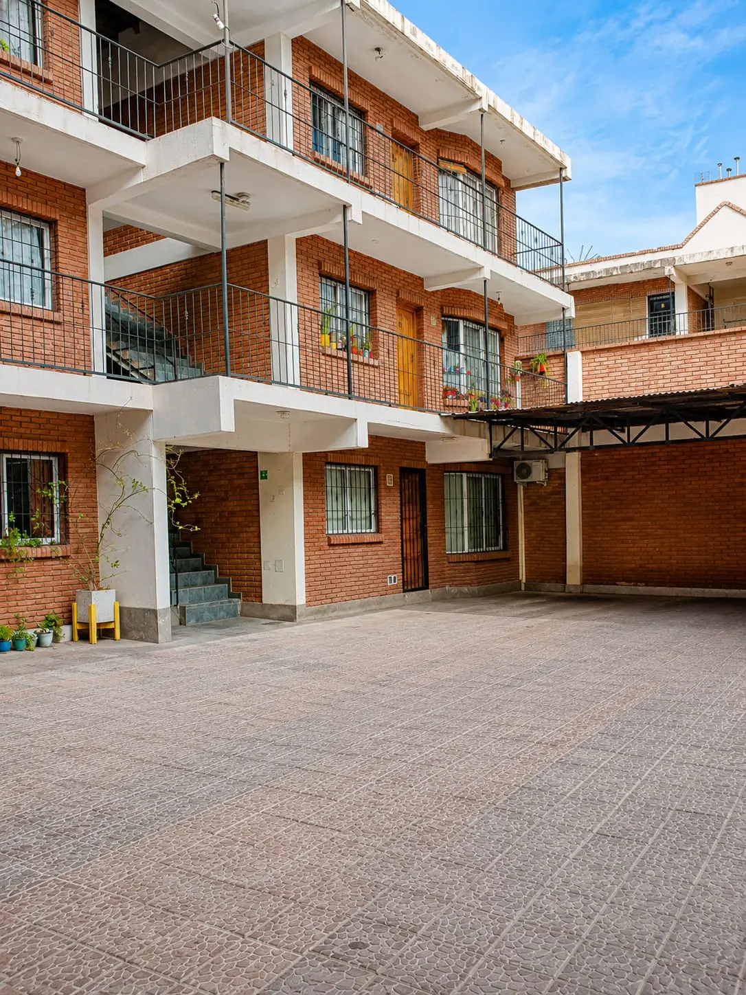DEPARTAMENTO EN VILLA NUEVA GUAYMALLÉN