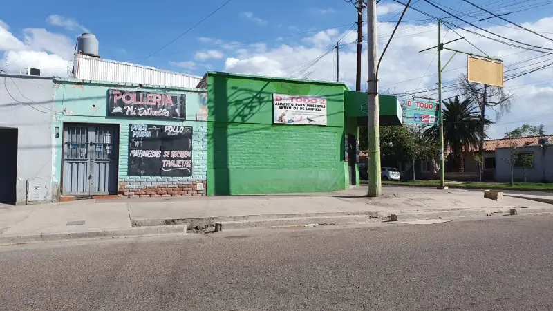 LOCALES COMERCIALES EN GUAYMALLEN
