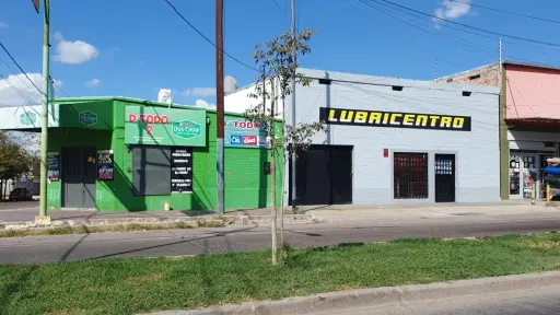 LOCALES COMERCIALES EN GUAYMALLEN