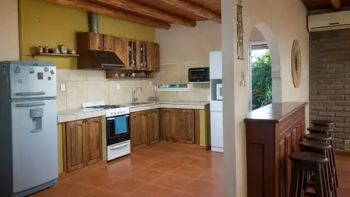 VENDO CASA EN BARRIO LOS PARRALES GUAYMALLEN