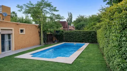 VENDO CASA EN BARRIO LOS PARRALES GUAYMALLEN